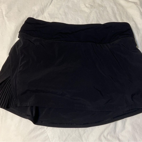 Lululemon Play Off The Pleats Skirt - Picture 2 of 5